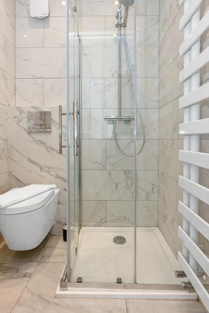 Outstanding 2 Bed Apartment In Central Camden Sleeps 6 London Kültér fotó