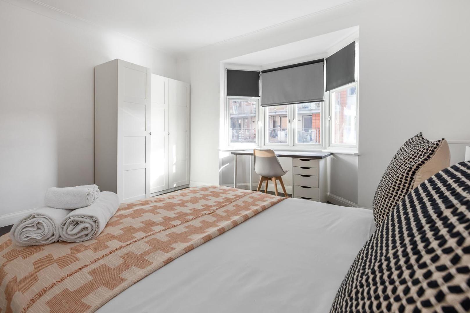 Outstanding 2 Bed Apartment In Central Camden Sleeps 6 London Kültér fotó