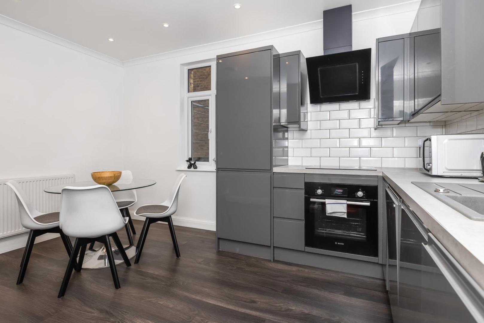 Outstanding 2 Bed Apartment In Central Camden Sleeps 6 London Kültér fotó